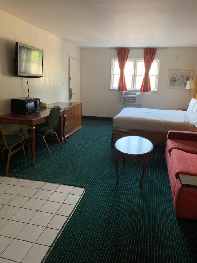 Americas Best Value Inn - Roxboro Bagian luar foto