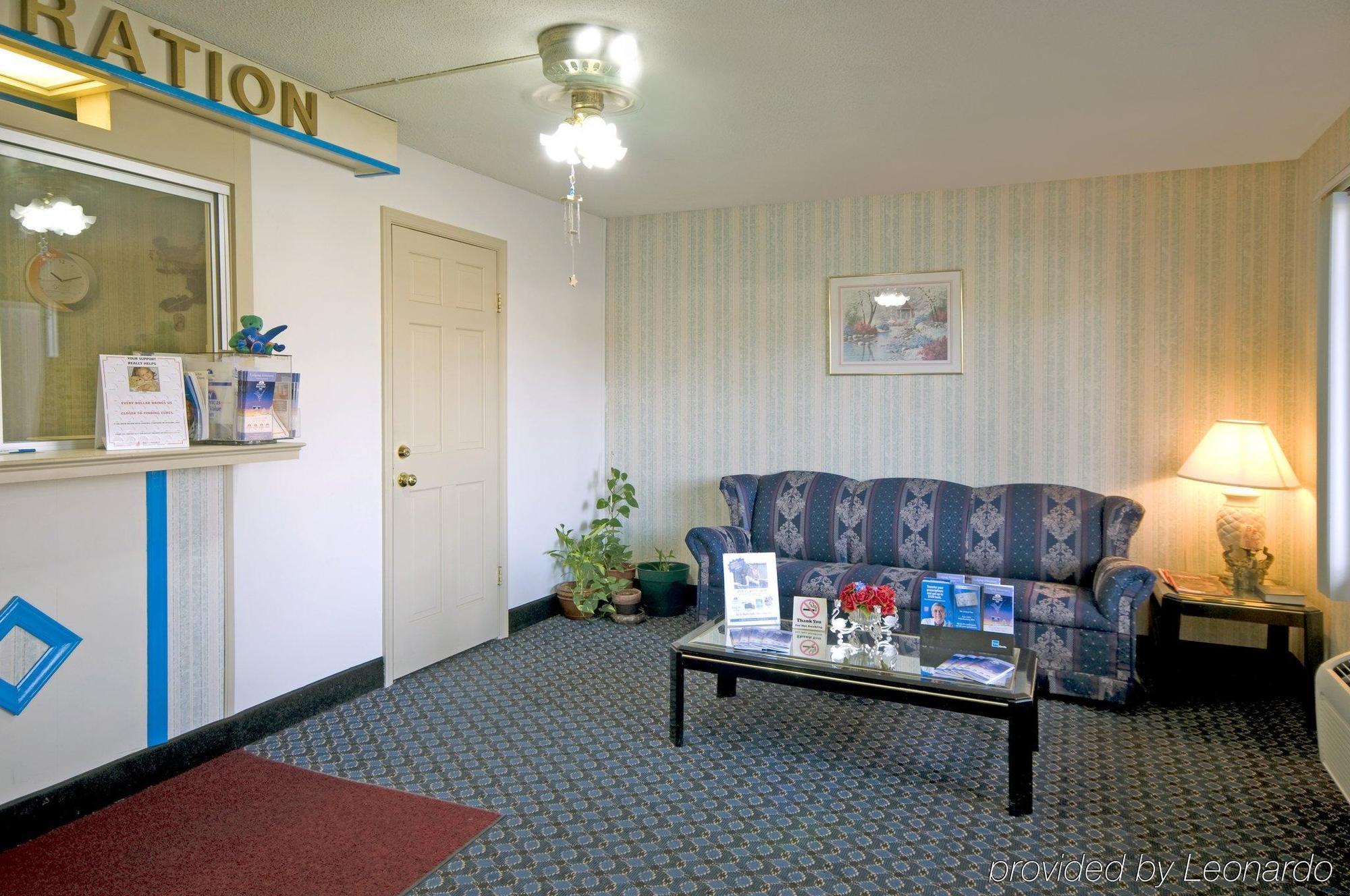 Americas Best Value Inn - Roxboro Interior foto